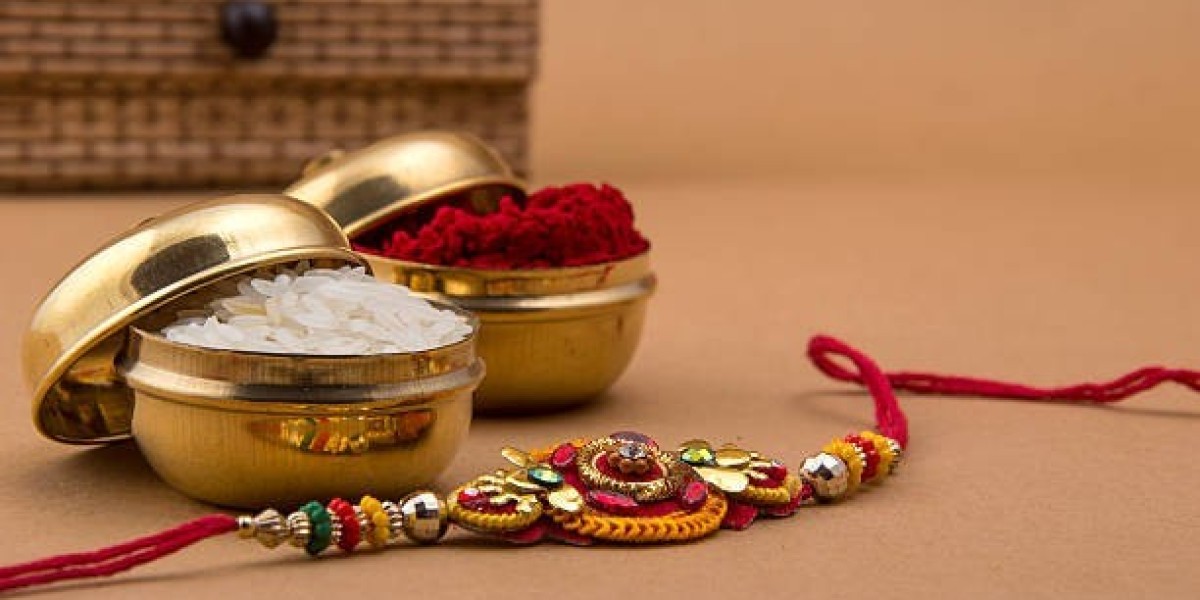 Send Rakhi to Los Angeles with Gifts and Hampers
